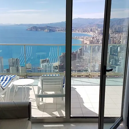 Benidorm Sky 40